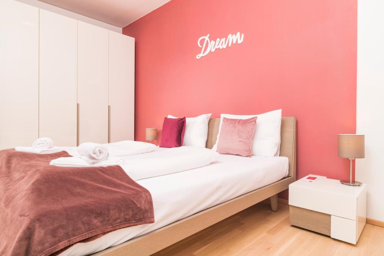 Triiiple Tower Dream Apartments With Rooftop-Summer-Pool 비엔나 외부 사진