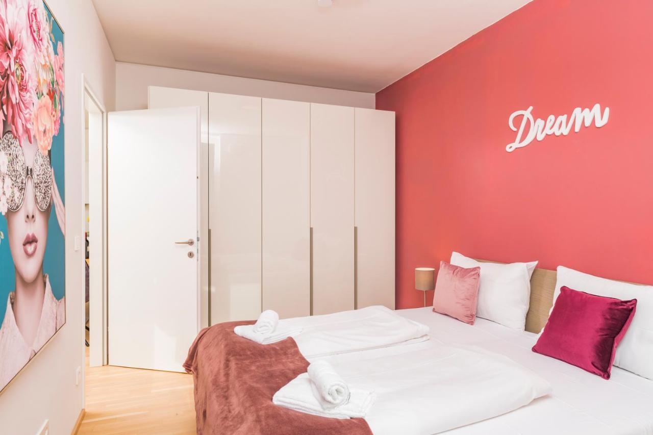 Triiiple Tower Dream Apartments With Rooftop-Summer-Pool 비엔나 외부 사진