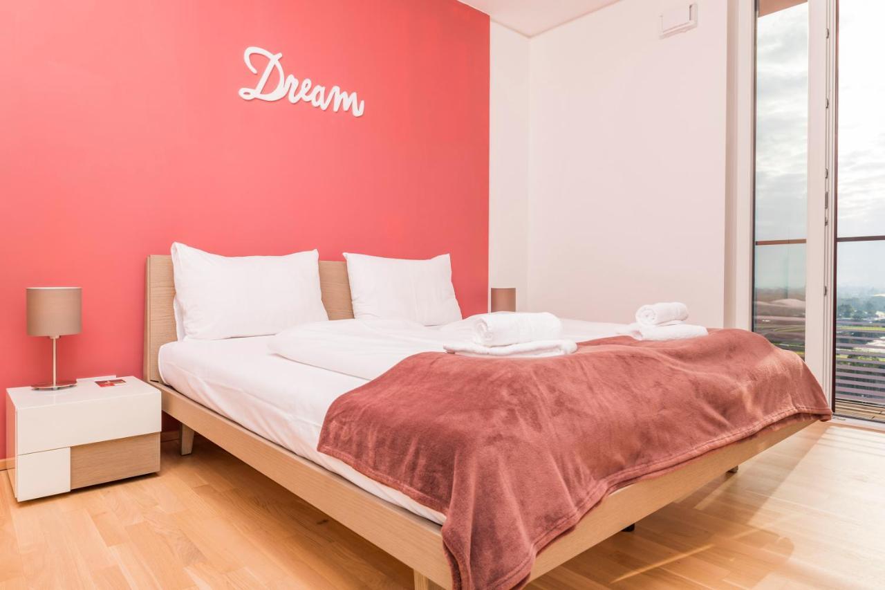 Triiiple Tower Dream Apartments With Rooftop-Summer-Pool 비엔나 외부 사진