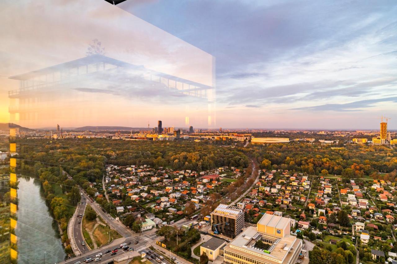 Triiiple Tower Dream Apartments With Rooftop-Summer-Pool 비엔나 외부 사진
